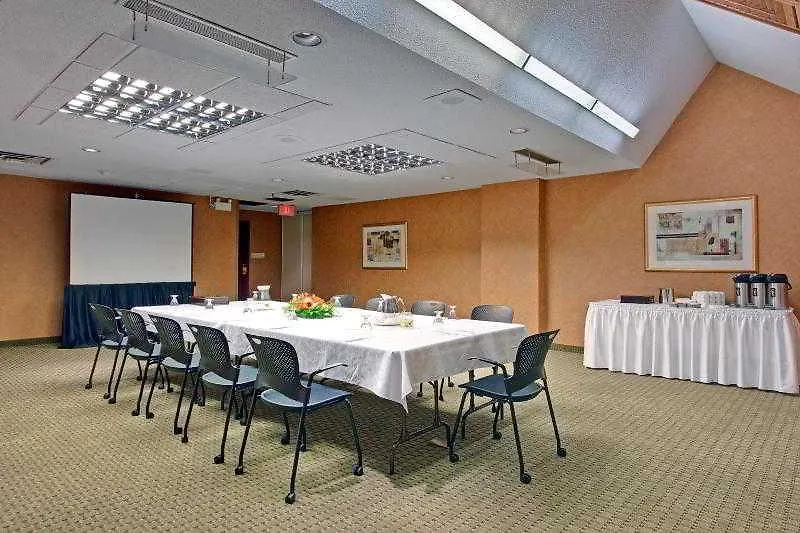 ****  Crowne Plaza Toronto Airport By Ihg Hotel Canada