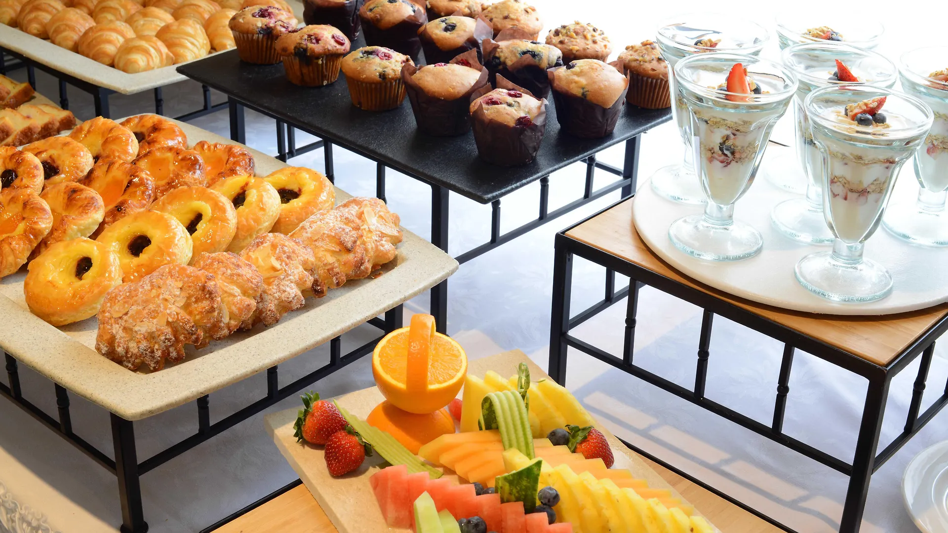 Crowne Plaza Toronto Airport By Ihg Hotel