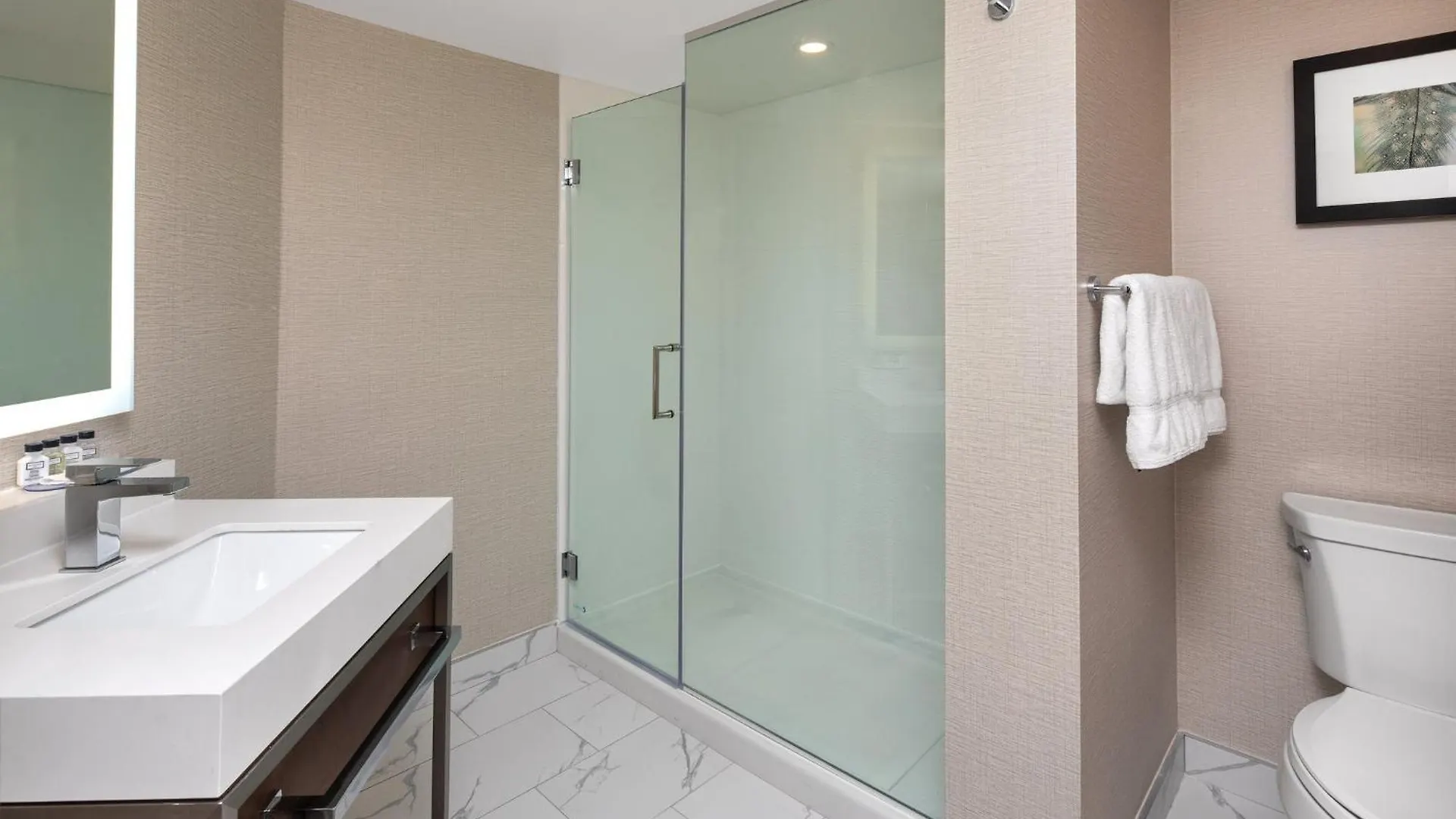 Crowne Plaza Toronto Airport By Ihg Hotel Canada