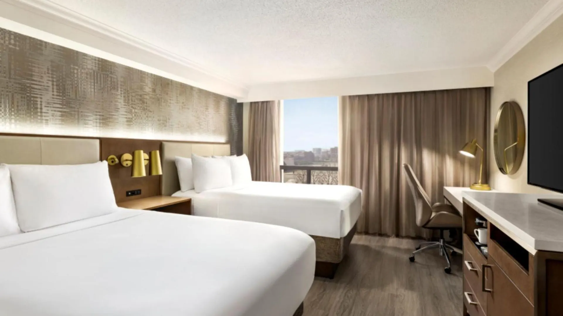 Crowne Plaza Toronto Airport By Ihg Hotel
