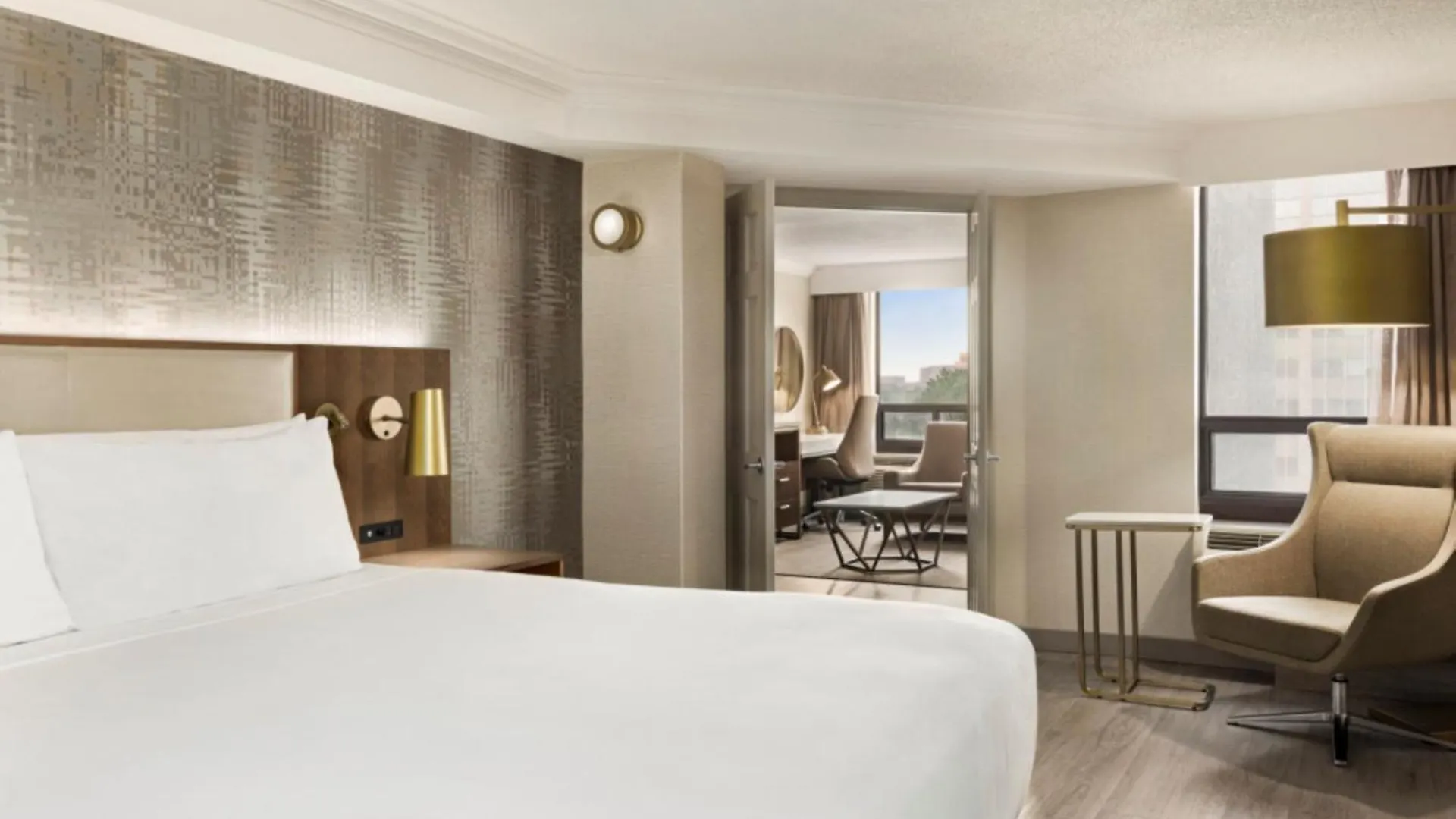 Crowne Plaza Toronto Airport By Ihg Hotel