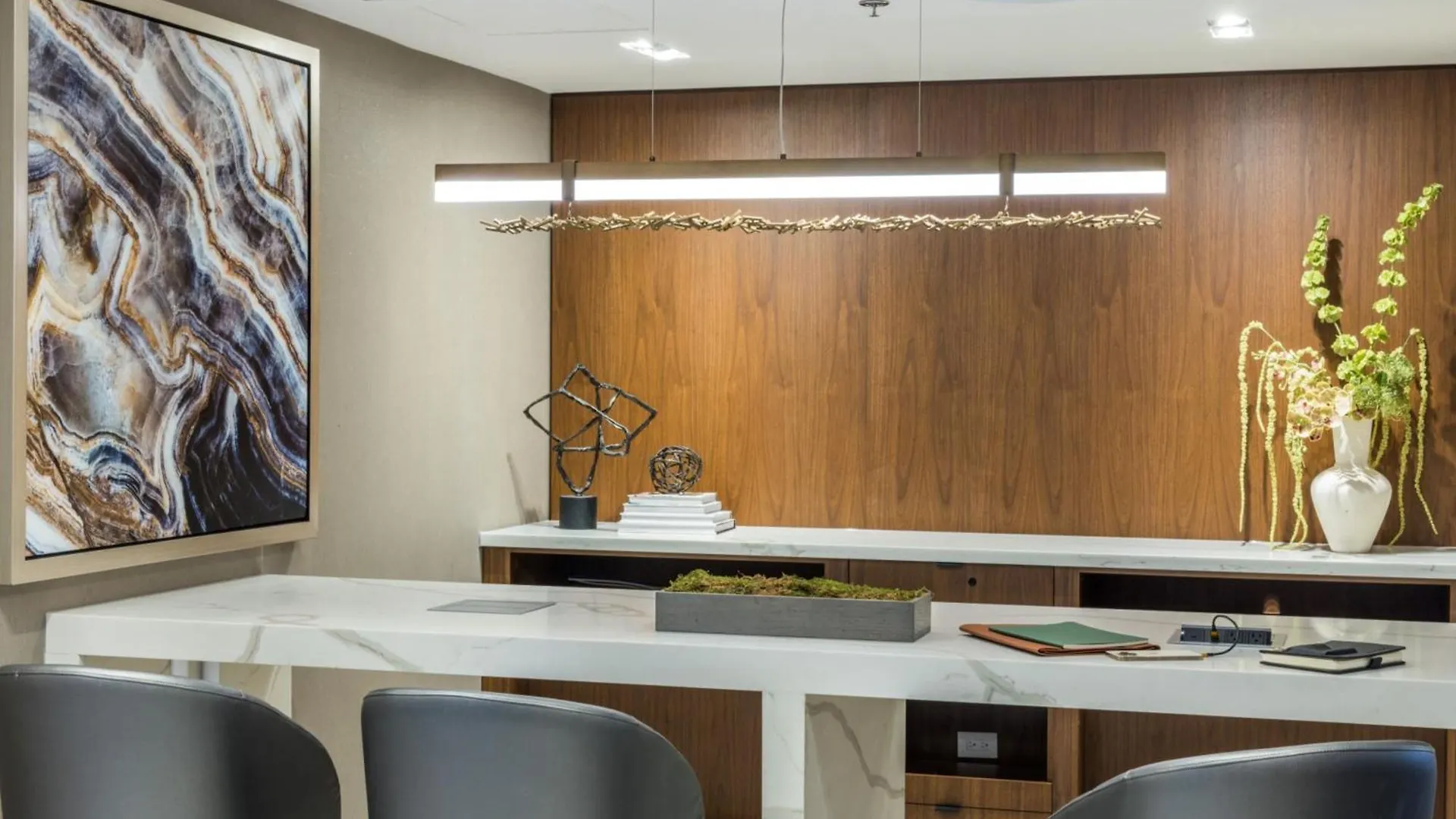 ****  Crowne Plaza Toronto Airport By Ihg Hotel Canada
