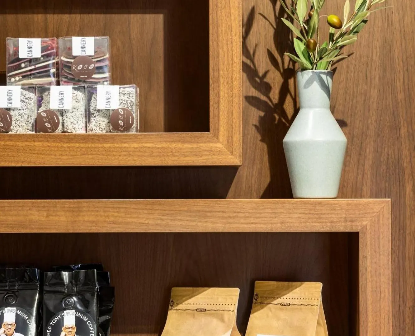 Crowne Plaza Toronto Airport By Ihg Hotel 4*,  Canada