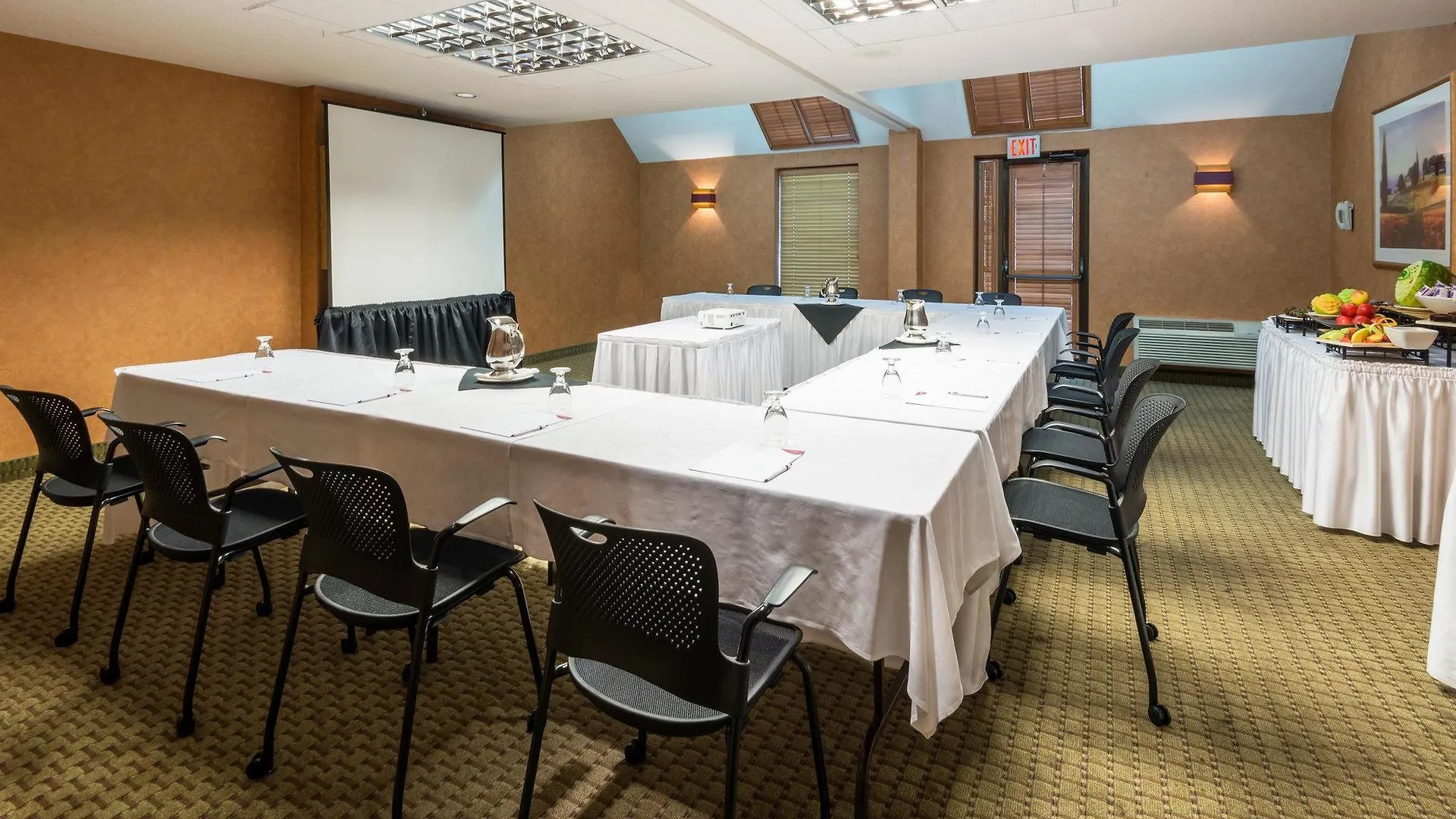 Crowne Plaza Toronto Airport By Ihg Hotel
