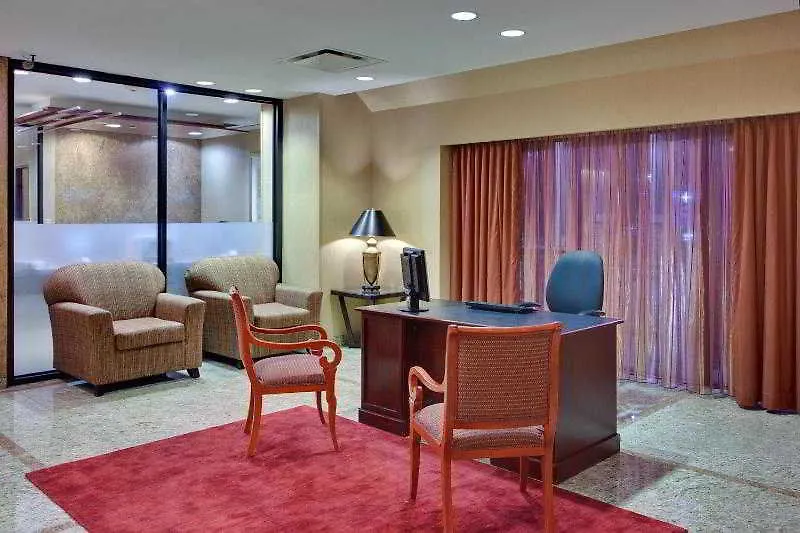 ****  Crowne Plaza Toronto Airport By Ihg Hotel Canada